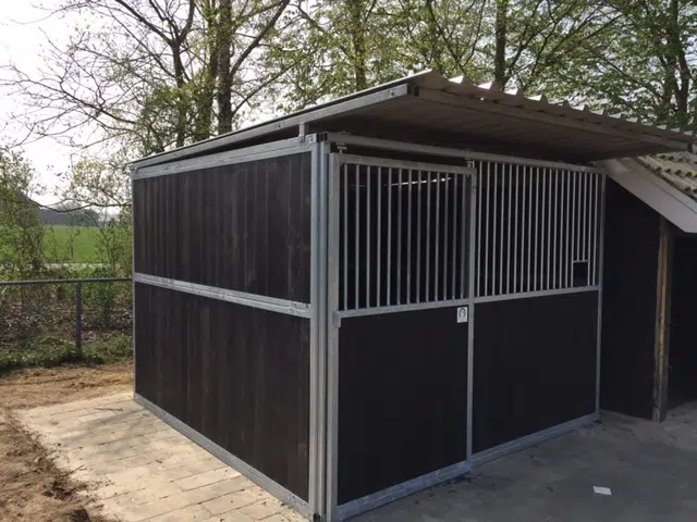 Lessenaarsdak 3 bij 3 m 2